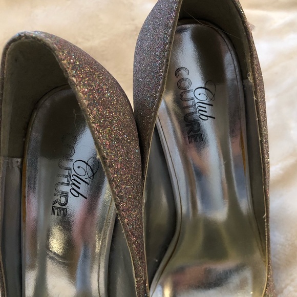 Pink sparkly platform stilettos. Size 8. Fits normal to narrow feet. Lightlyused - Picture 2 of 5